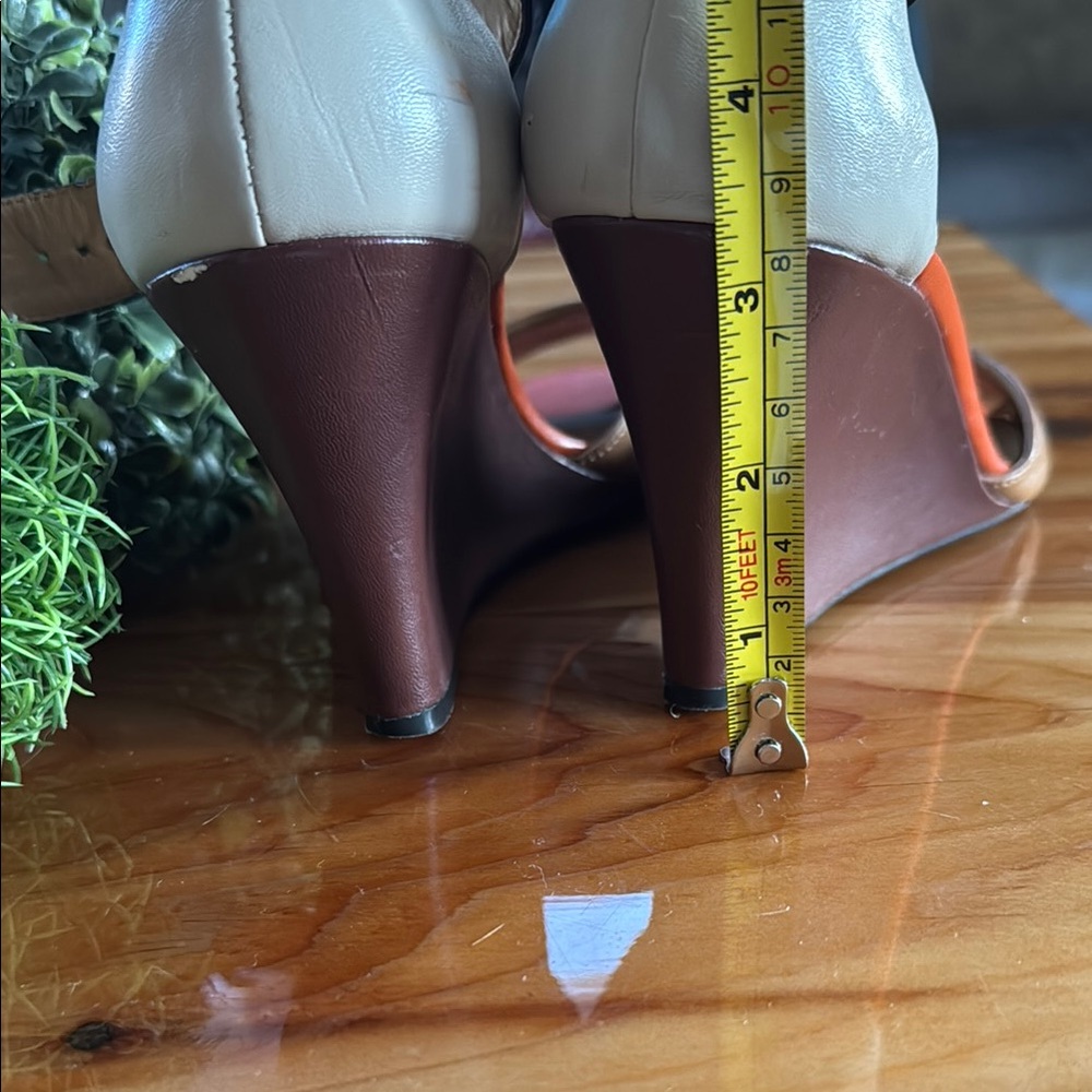 Nine West Black and Tan Heels Ankle-Strap Elegance - Picture 4 of 6